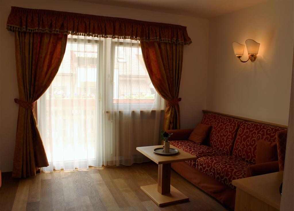 Hotel Rotwand Laives Ngoại thất bức ảnh