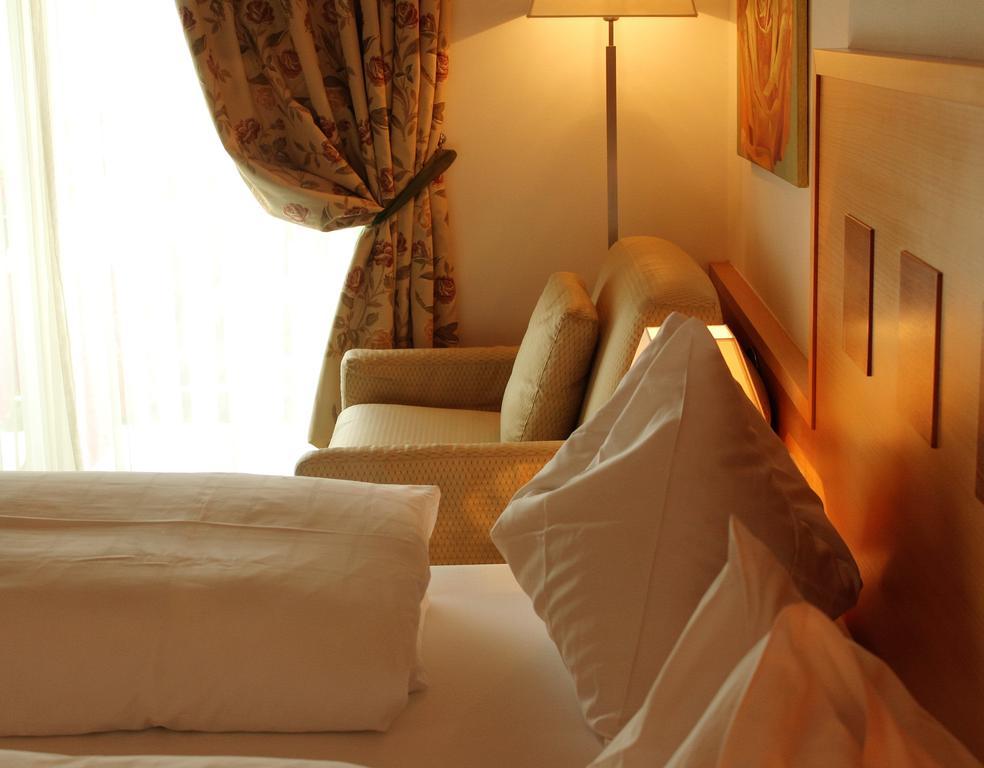 Hotel Rotwand Laives Ngoại thất bức ảnh