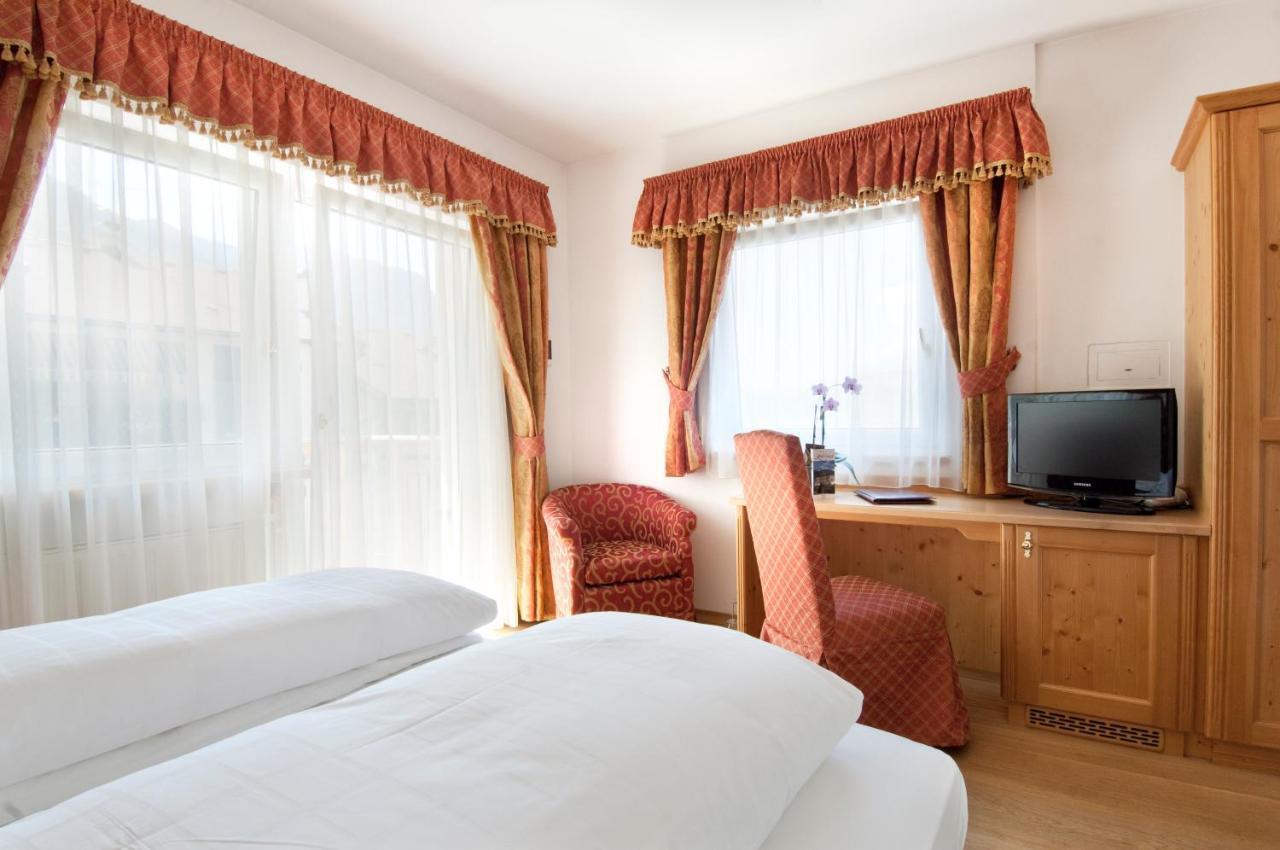 Hotel Rotwand Laives Phòng bức ảnh